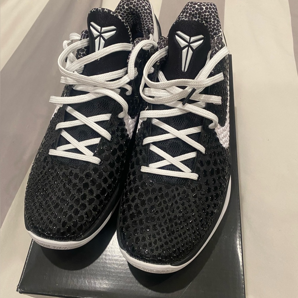 Kobe 6 Mambacita - Size 13